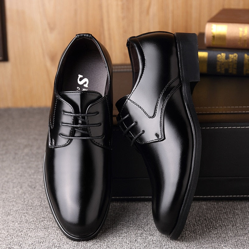 Men's Leather Shoes for Business and Casual Wear