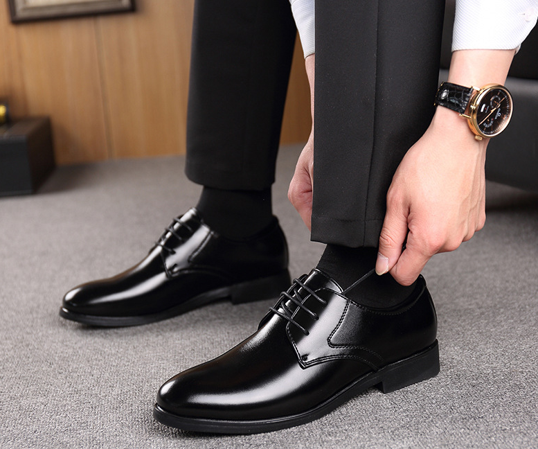 Men's Leather Shoes for Business and Casual Wear